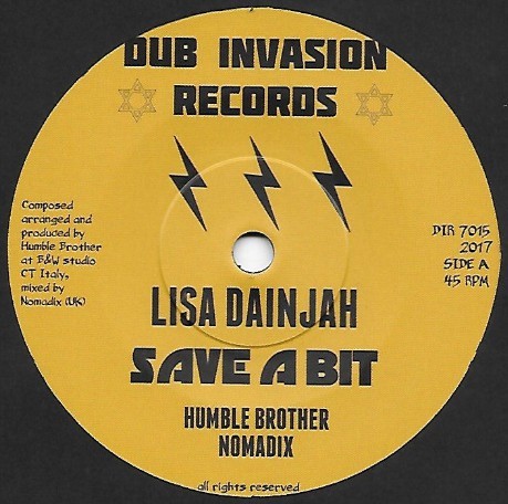 Lisa Dainjah : Save A Bit | Single / 7inch / 45T  |  UK