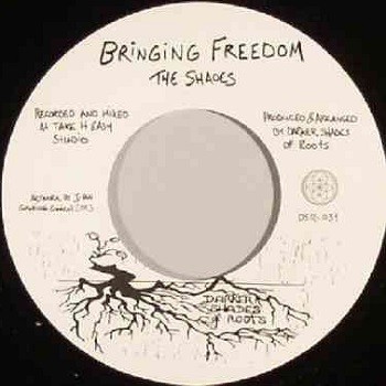 the shades : Bringing Freedom | Single / 7inch / 45T  |  UK