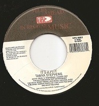 Tanya Stephens : It's A Pity | Maxis / 12inch / 10inch  |  Oldies / Classics