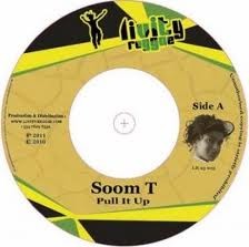 Soom T : Pull It Up | Single / 7inch / 45T  |  Dancehall / Nu-roots